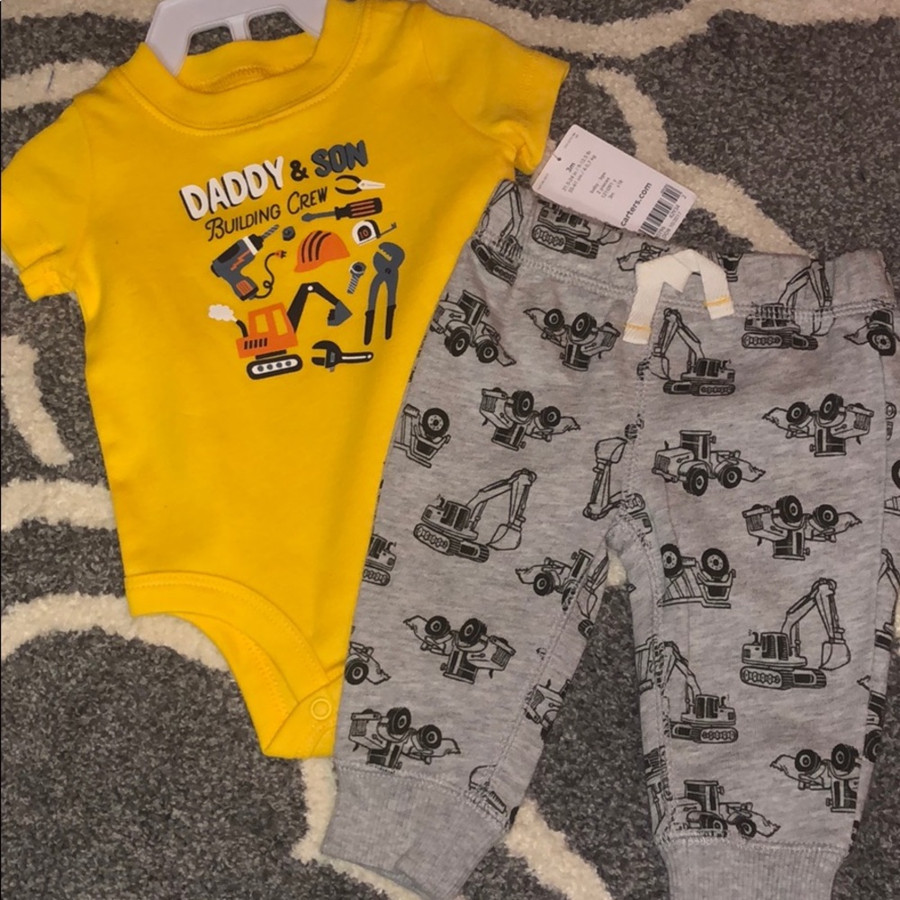 NWT Carters 3M outfit